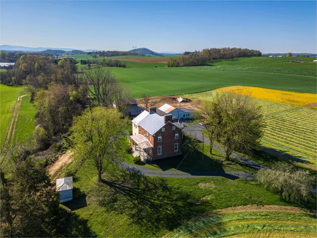 $599,900 | 3599 Lumber Mill Road, Dayton, VA 22821