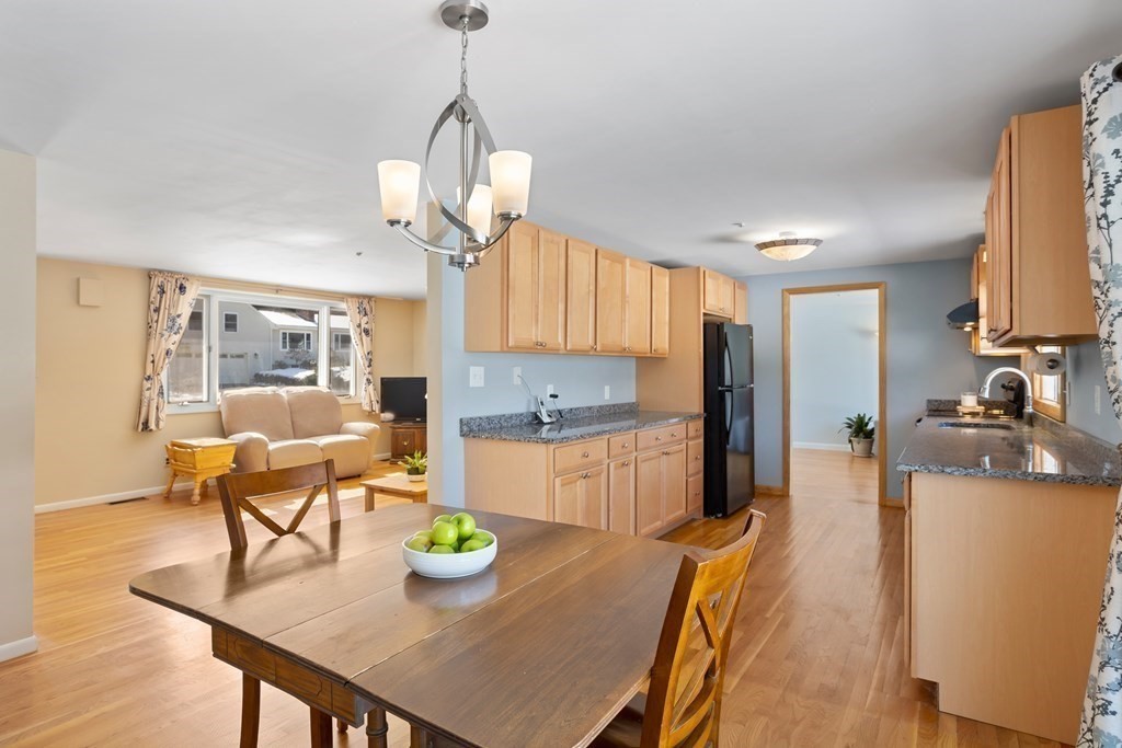 75 Range Road Concord, MA 01742 - Photo 6 of 32 Gallery Image 6