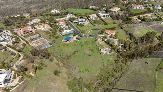 $1,099,000 | 28912 Verde Mesa Lane, Malibu, CA 90265