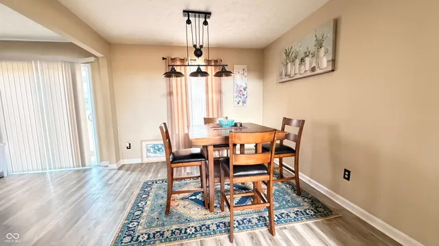 $2,400 | 6010 Lakeside Manor Avenue, Indianapolis, IN 46254