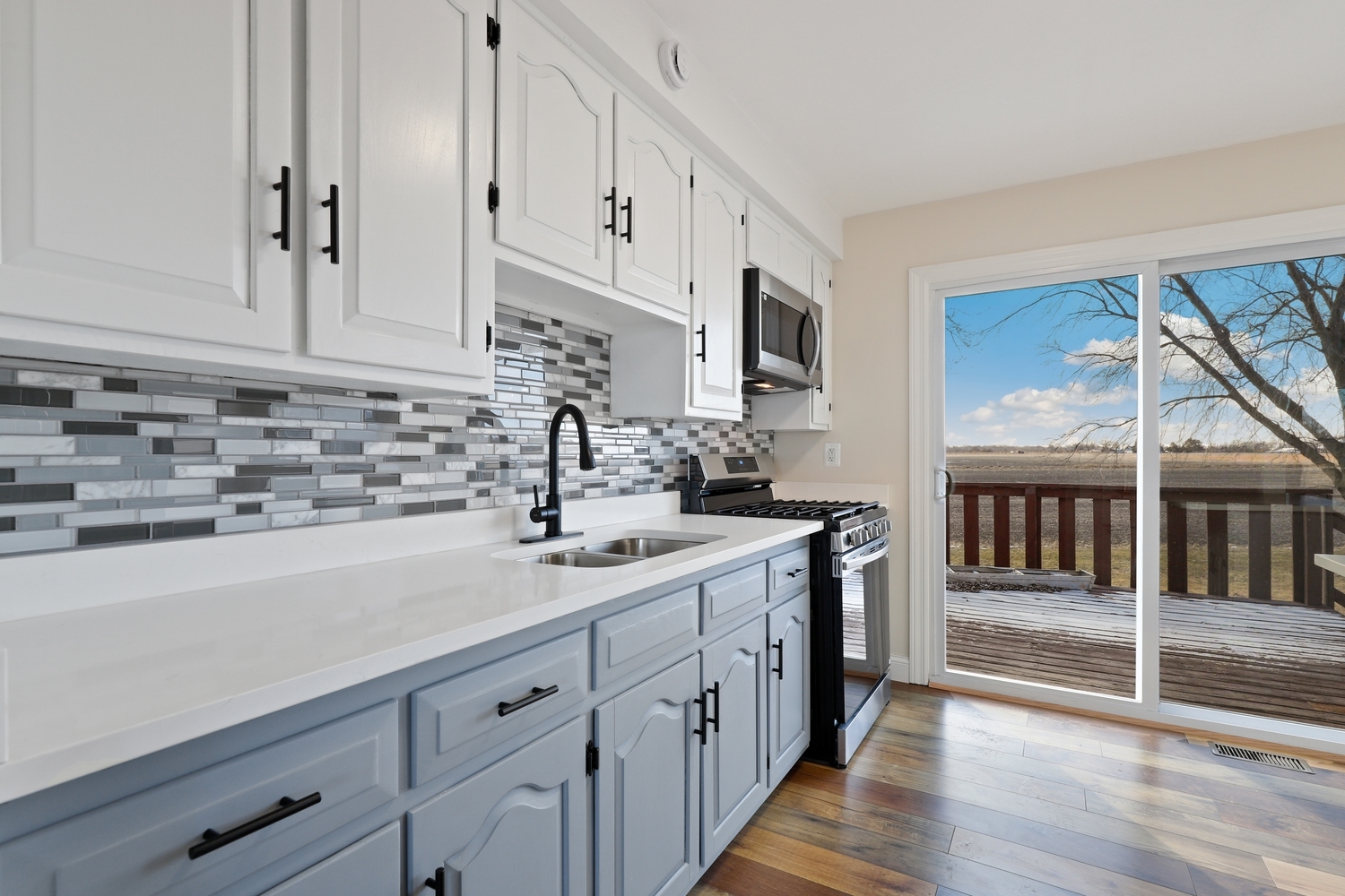 12005 Peterson Road Minooka, IL 60447 - Photo 10 of 36