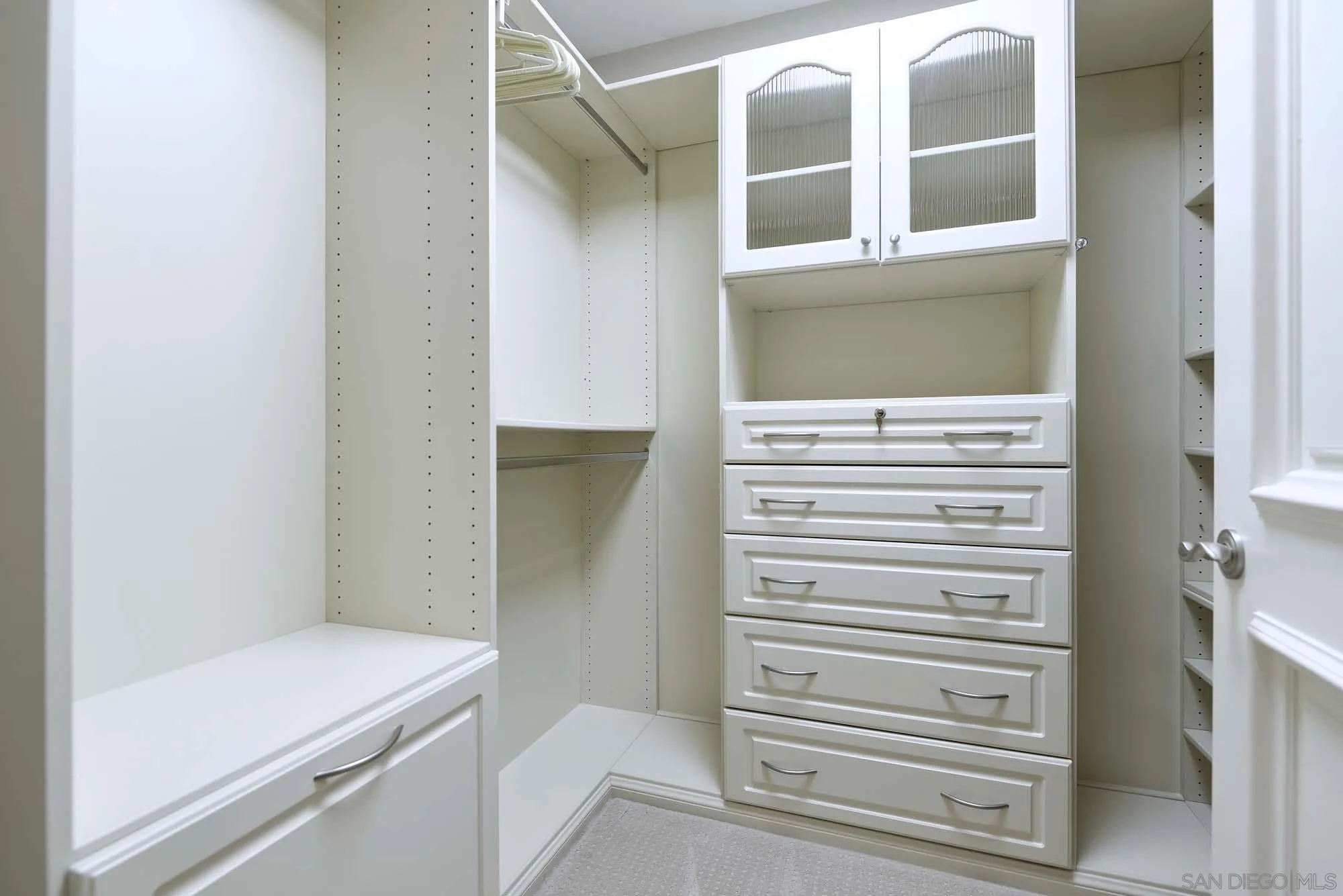 464 Prospect Street, Unit 101 La Jolla, CA 92037 - Photo 19 of 43 a view of walk in closet