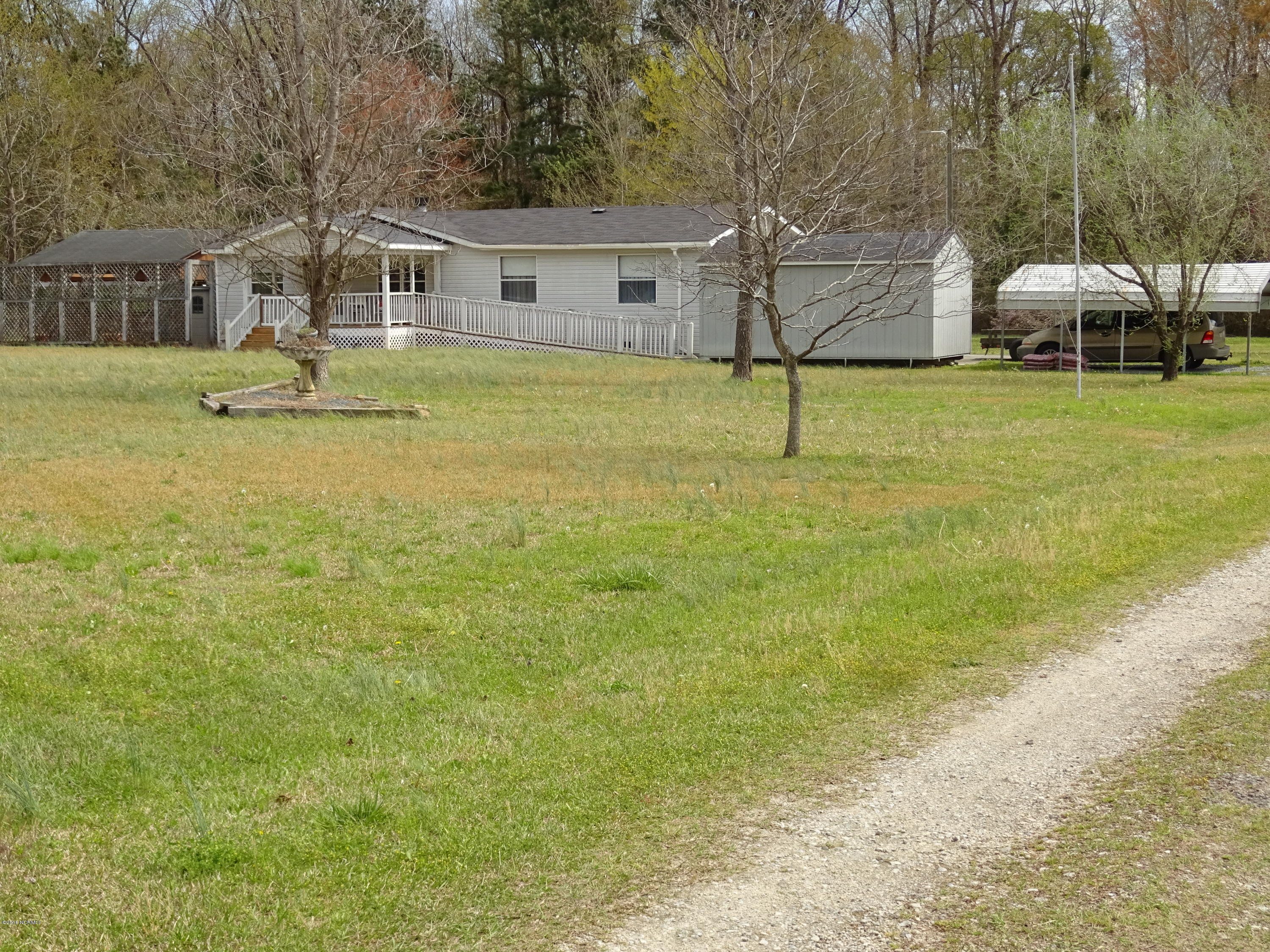 4019 Highsmith Road Burgaw, NC 28425 - Photo 1 of 6 DSC01293