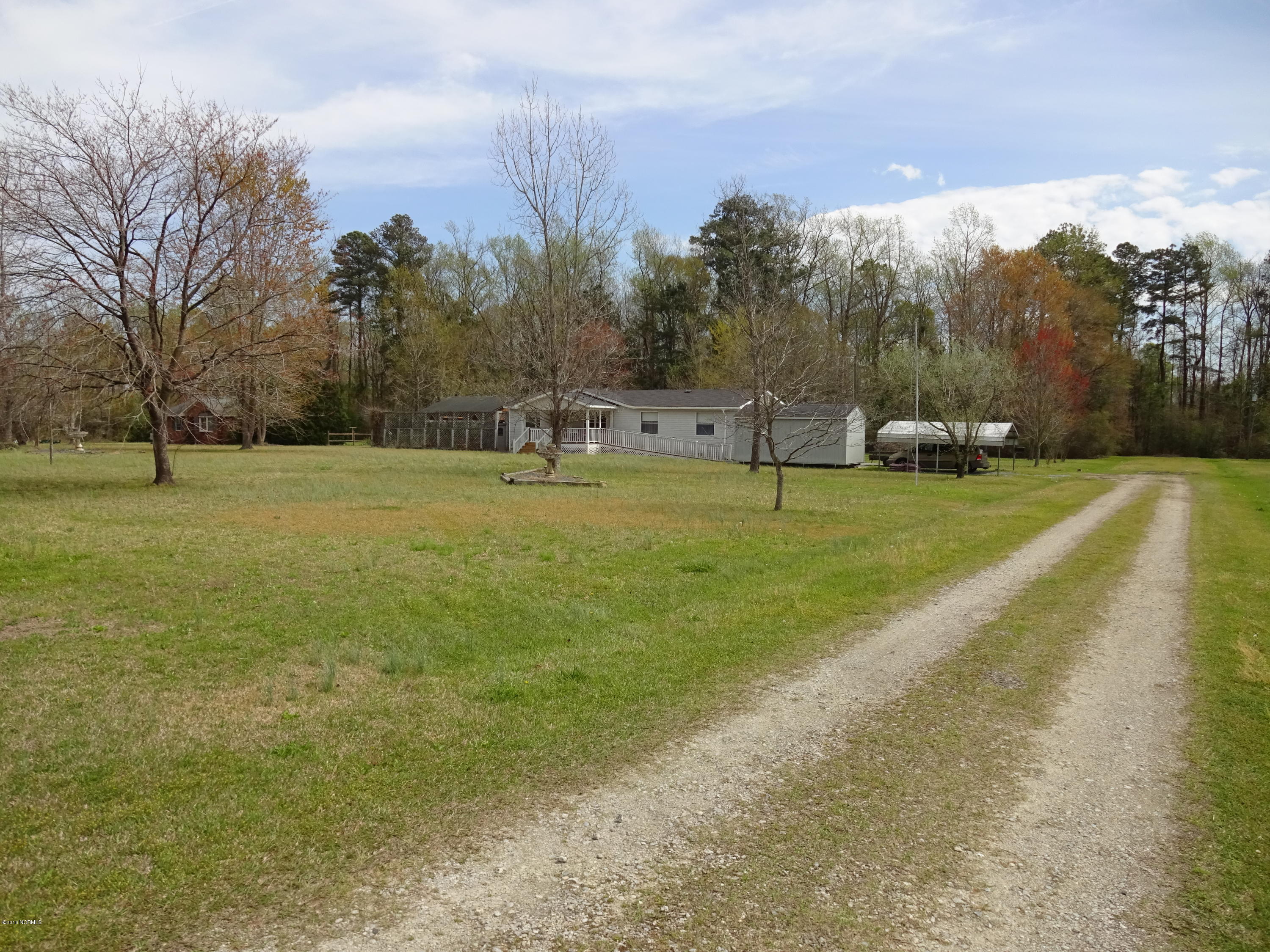 4019 Highsmith Road Burgaw, NC 28425 - Photo 2 of 6 DSC01292