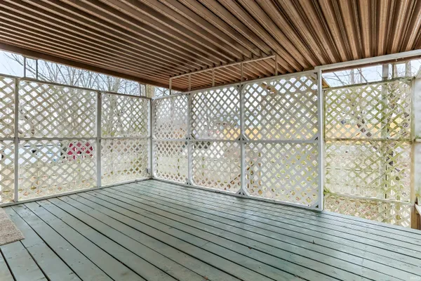 $245,000 | 6677 Concord Drive, Newburgh, IN 47630