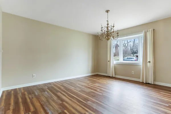 $245,000 | 6677 Concord Drive, Newburgh, IN 47630