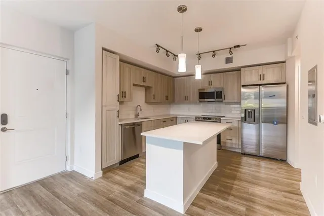 $2,690 | 8894 Northwest 44th Street, Unit 1308, Sunrise, FL 33351