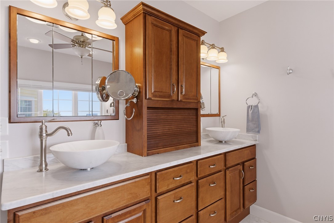 304 Lakeshore Road Oswego, NY 13126 - Photo 21 of 50