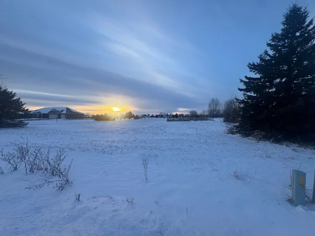 $124,900 | 4715 Redwood Drive, Pulaski, WI 54162