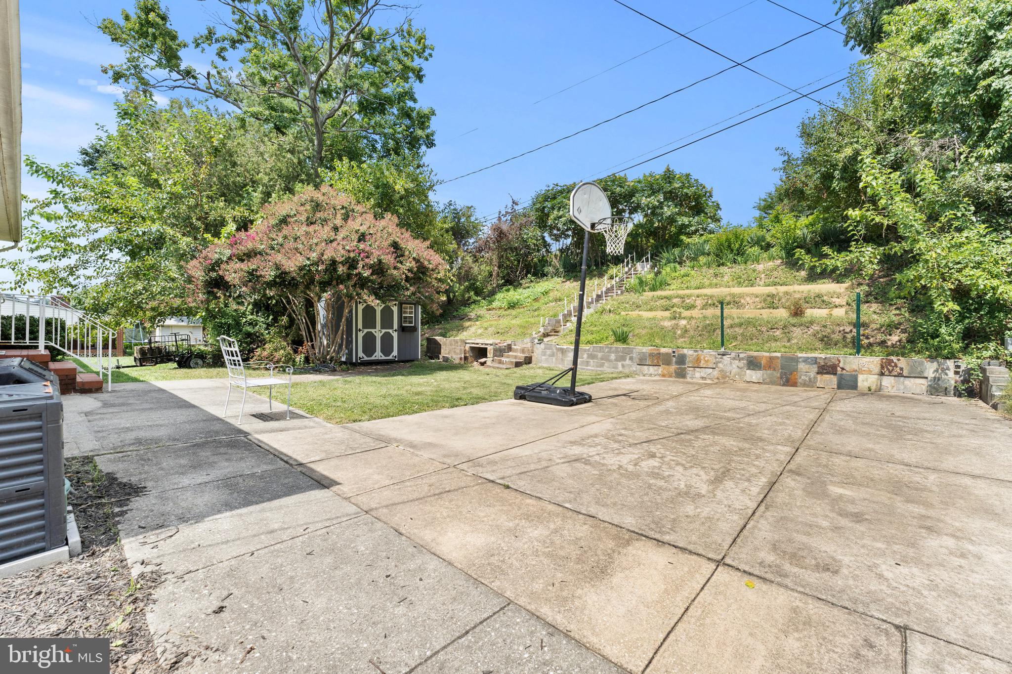 8426 Avery Road Baltimore, MD 21237 - Photo 4 of 25 a view of a backyard