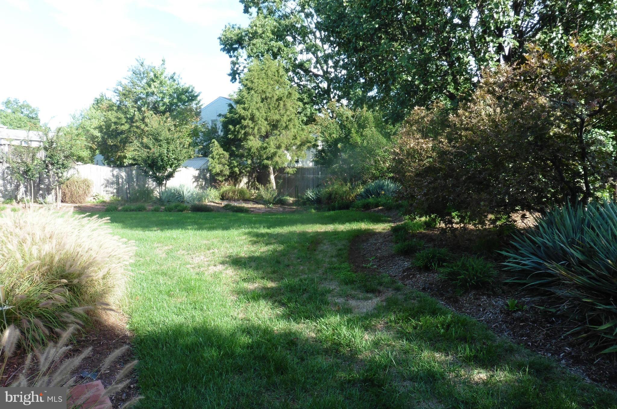 8489 Weems Road Manassas, VA 20110 - Photo 2 of 18 Exterior (General)