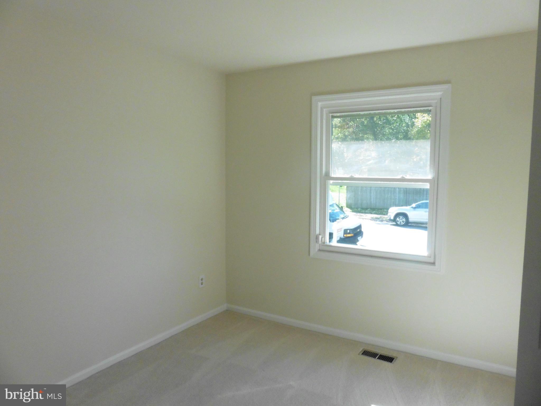 8489 Weems Road Manassas, VA 20110 - Photo 13 of 18 Upstairs Bedroom 3