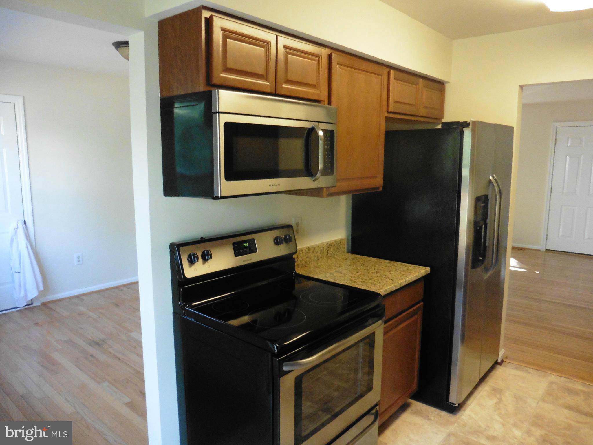 8489 Weems Road Manassas, VA 20110 - Photo 8 of 18 Kitchen