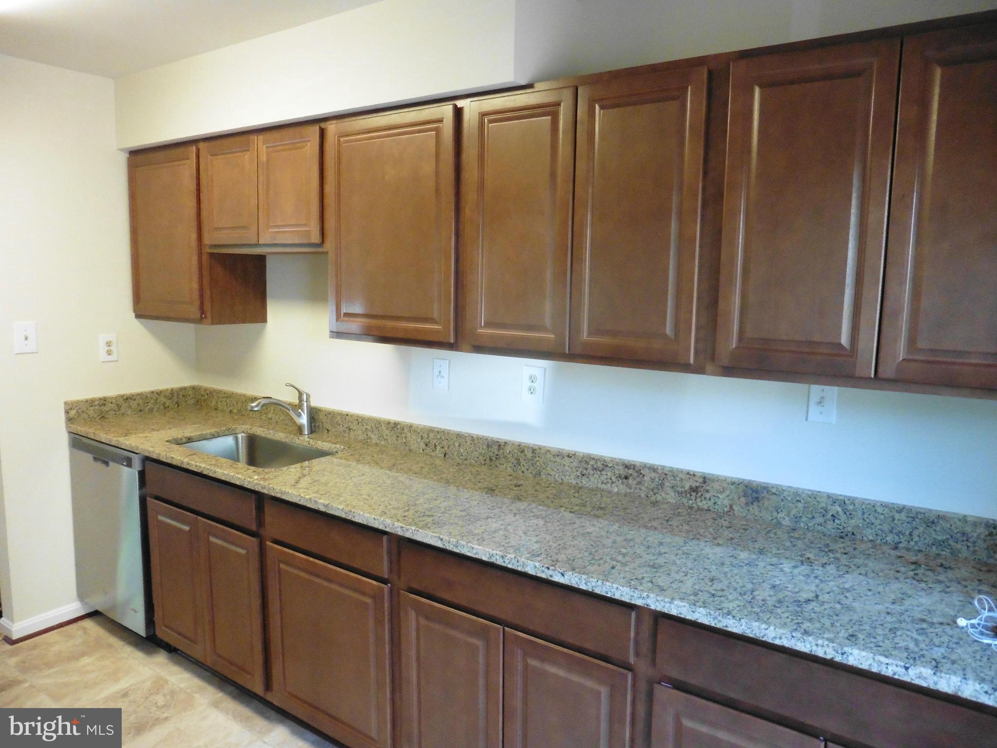 8489 Weems Road Manassas, VA 20110 - Photo 9 of 18 Kitchen