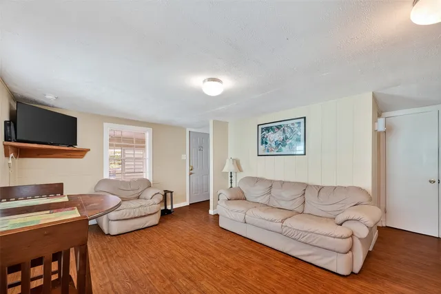 $1,495 | 1012 12th Street, Unit UP, Dickinson, TX 77539