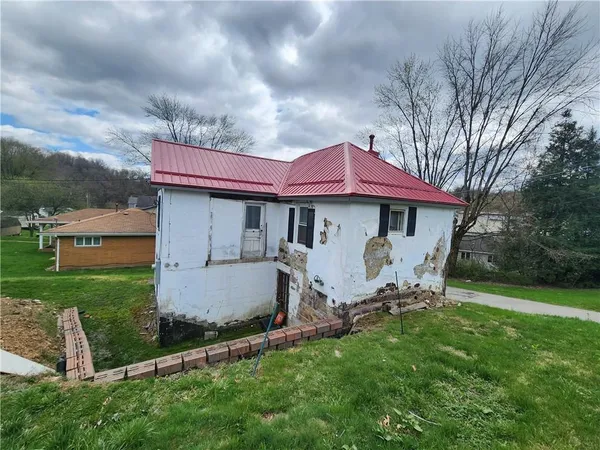 $49,000 | 2667 Puckety Drive, Export, PA 15632