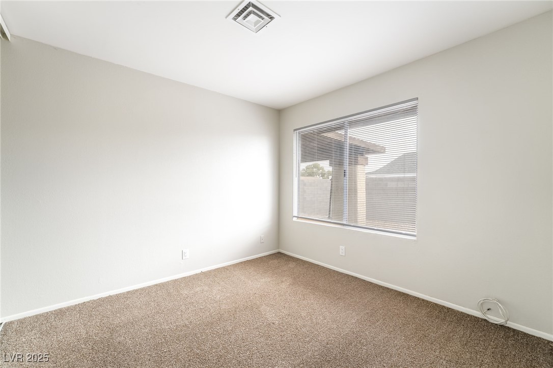 7019 Grassy Knoll Street Las Vegas, NV 89147 - Photo 15 of 21