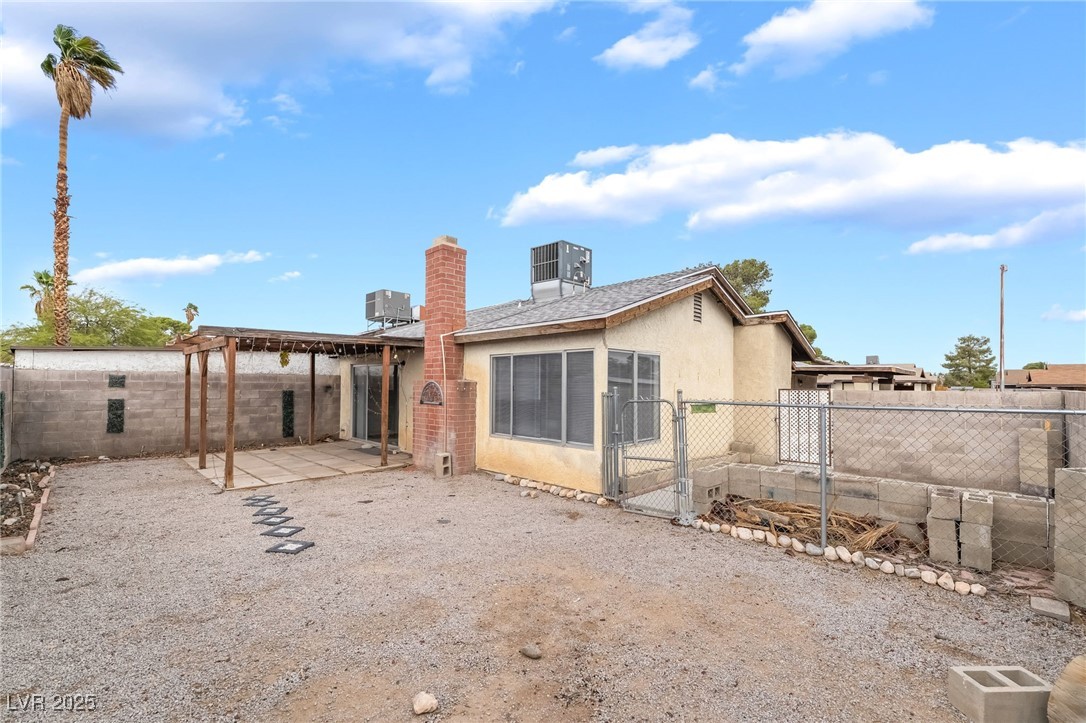 7019 Grassy Knoll Street Las Vegas, NV 89147 - Photo 19 of 21