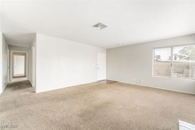 $1,700 | 7019 Grassy Knoll Street, Las Vegas, NV 89147