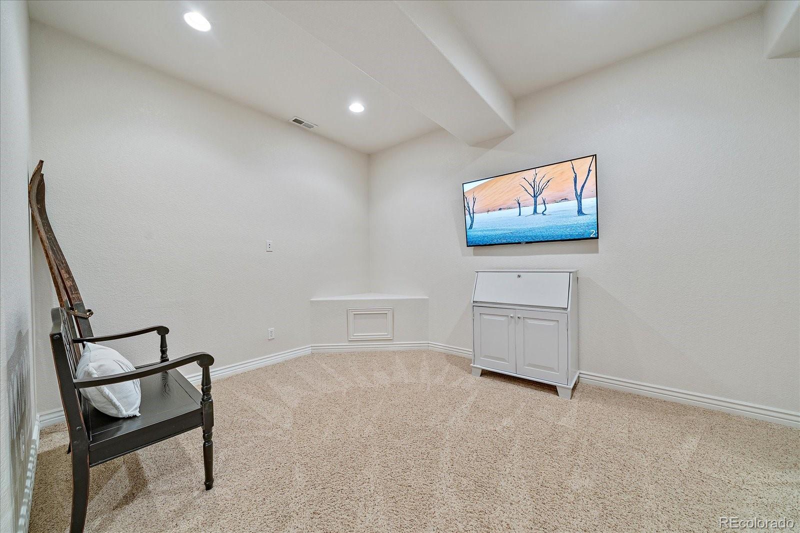8924 Tappy Toorie Place Highlands Ranch, CO 80129 - Photo 28 of 40 Gallery Image 28
