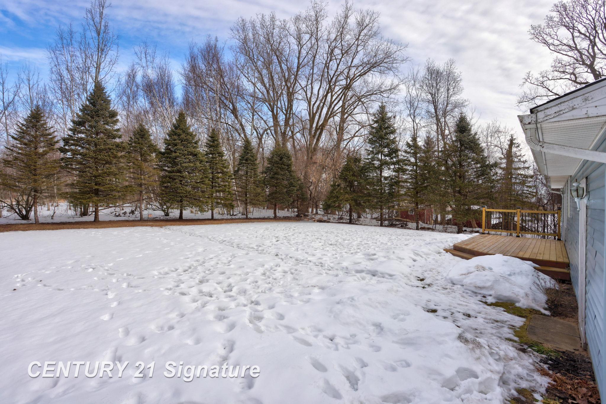 7262 Kochville Road Freeland, MI 48623 - Photo 30 of 34 50167453-e29f3c3b-ede8-4056-846e-0be1c8ba0f4a.JPG