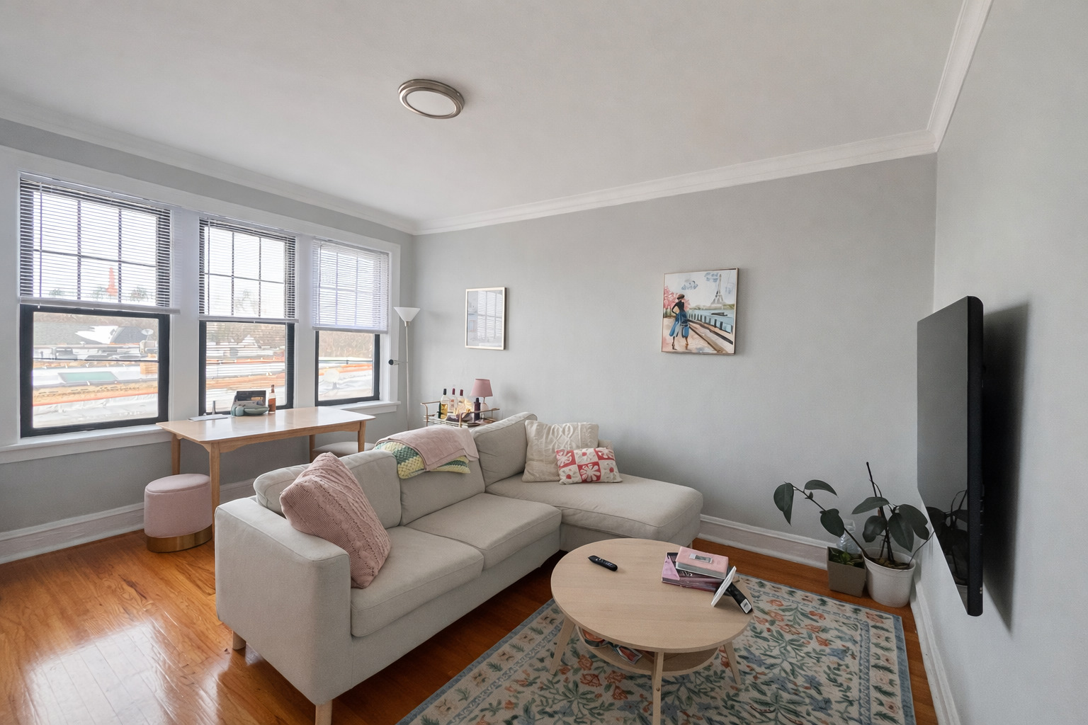 2344 West Addison Street, Unit F2 Chicago, IL 60618 - Photo 2 of 9