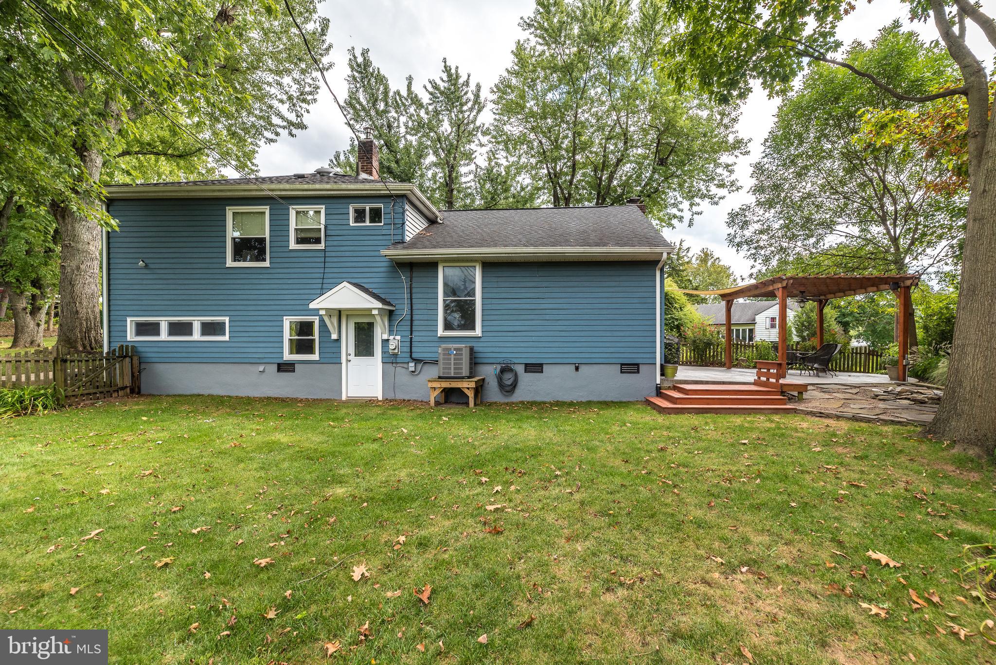 38 Dechert Road Conshohocken, PA 19428 - Photo 20 of 25 Rear View