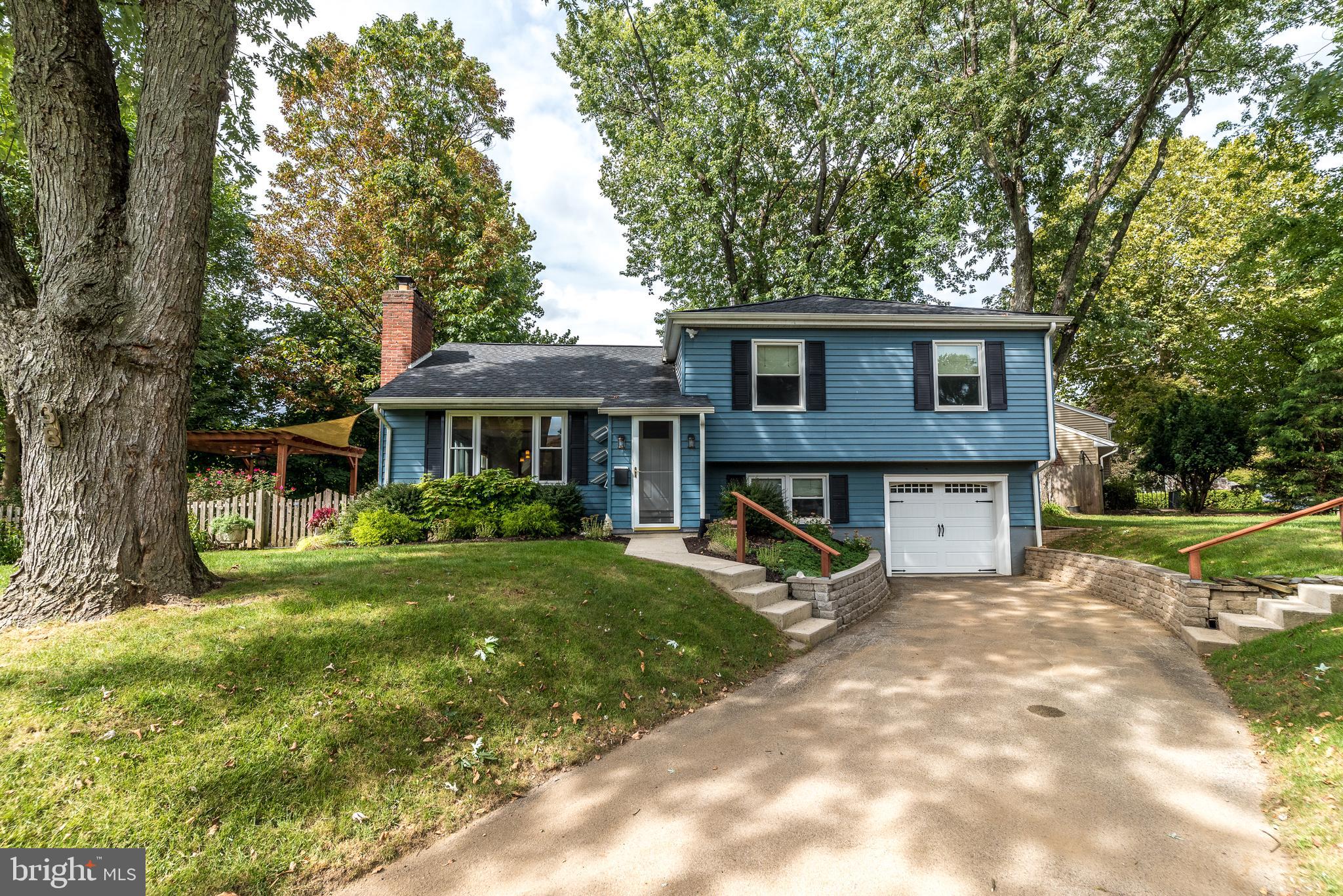 38 Dechert Road Conshohocken, PA 19428 - Photo 21 of 25 Front View