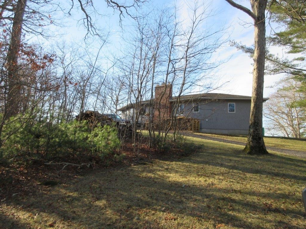 24 Wolf Rock Road Exeter, RI 02822 - Photo 1 of 3