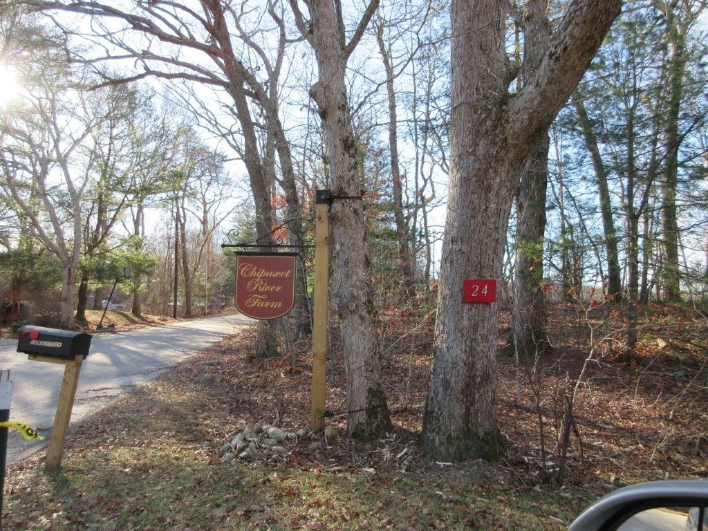 24 Wolf Rock Road Exeter, RI 02822 - Photo 3 of 3