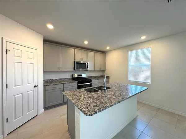 $2,599 | 2958 Sunstar Drive, St. Cloud, FL 34772