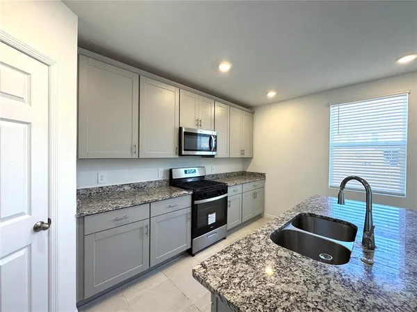 $2,599 | 2958 Sunstar Drive, St. Cloud, FL 34772