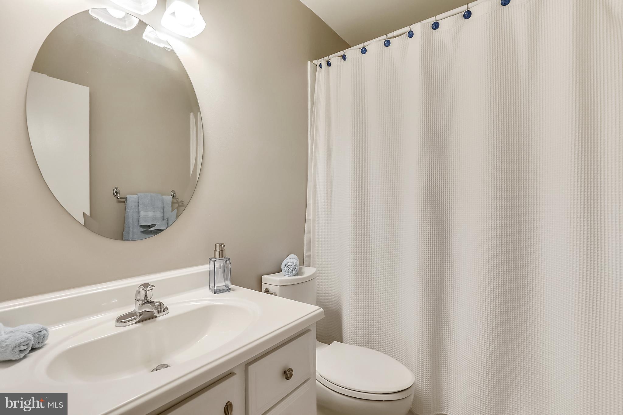7216 Greentree Road Bethesda, MD 20817 - Photo 17 of 43 Gallery Image 17