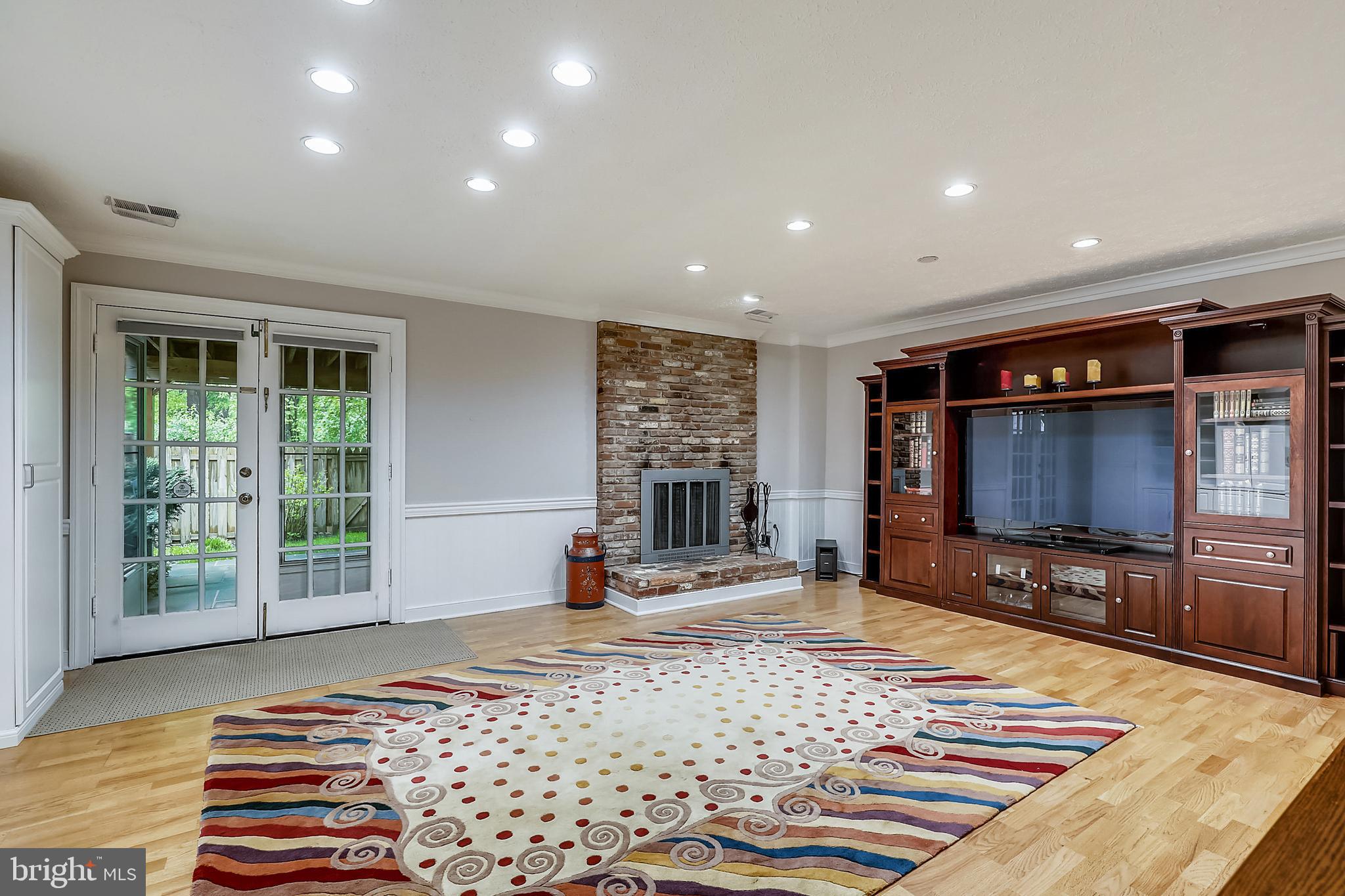 7216 Greentree Road Bethesda, MD 20817 - Photo 23 of 43 Gallery Image 23
