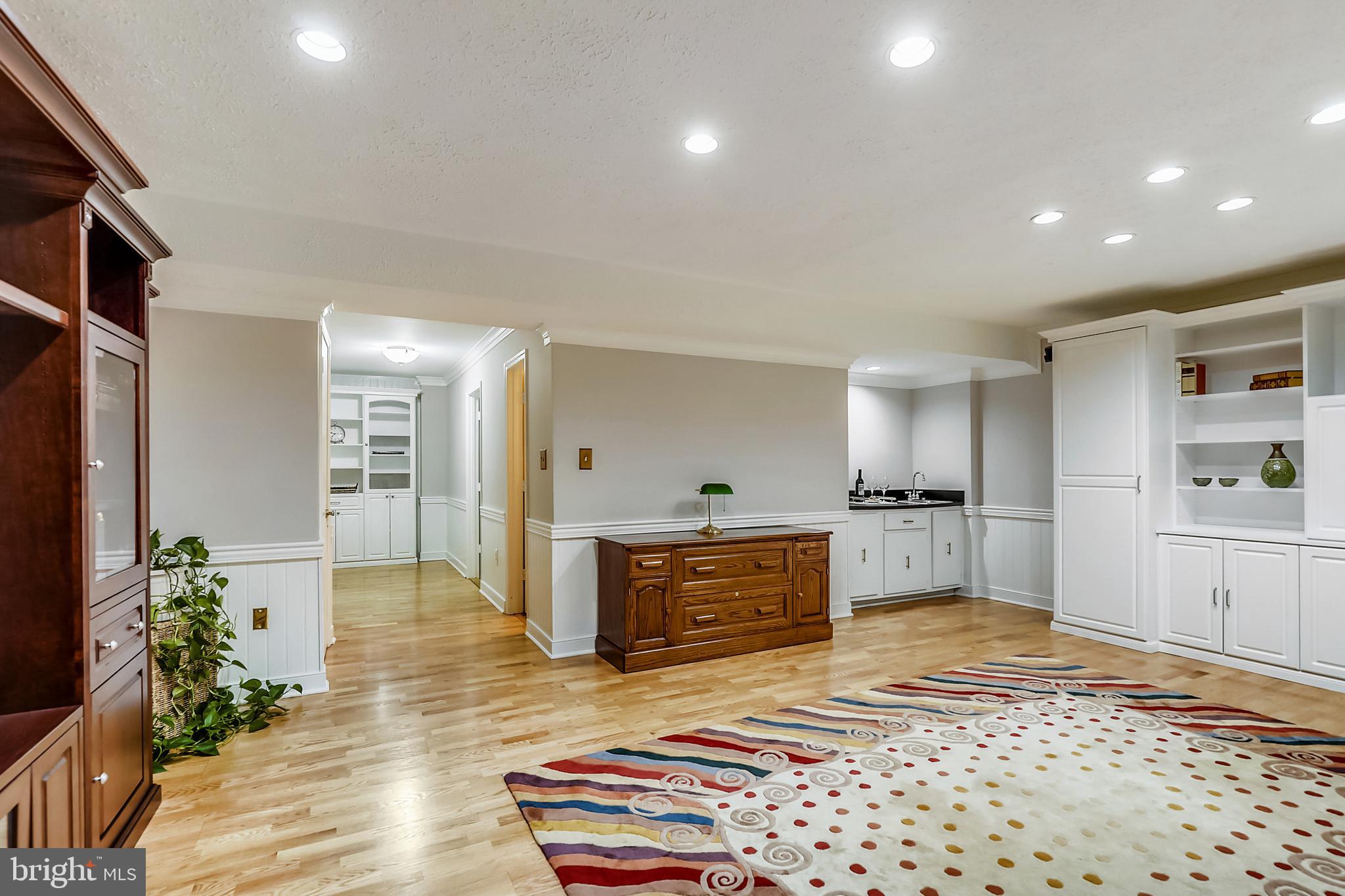 7216 Greentree Road Bethesda, MD 20817 - Photo 24 of 43 Gallery Image 24