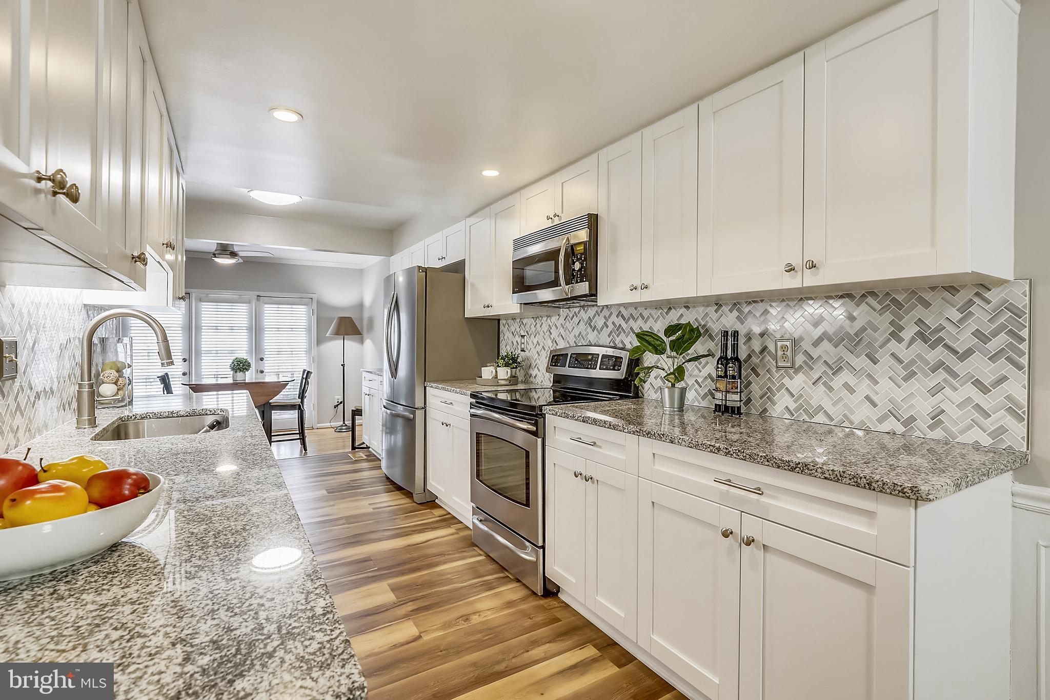 7216 Greentree Road Bethesda, MD 20817 - Photo 4 of 43 Gallery Image 4