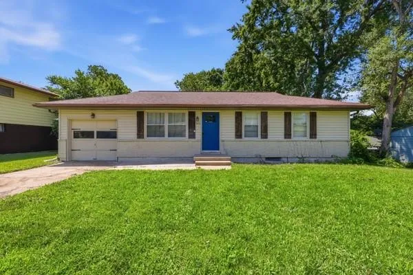 $225,000 | 5011 Northeast 44th Terrace, Kansas City, MO 64117