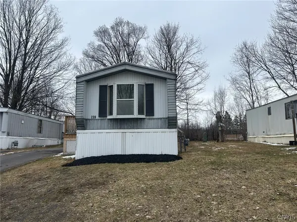 $59,500 | 239 Colonial Circle, Utica, NY 13502