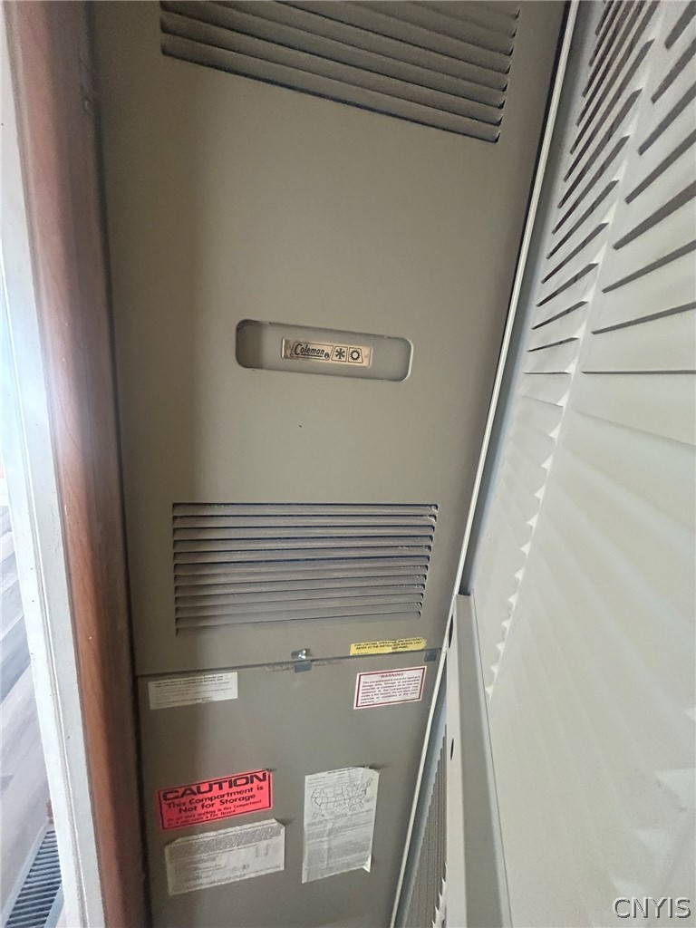 239 Colonial Circle Utica, NY 13502 - Photo 14 of 16