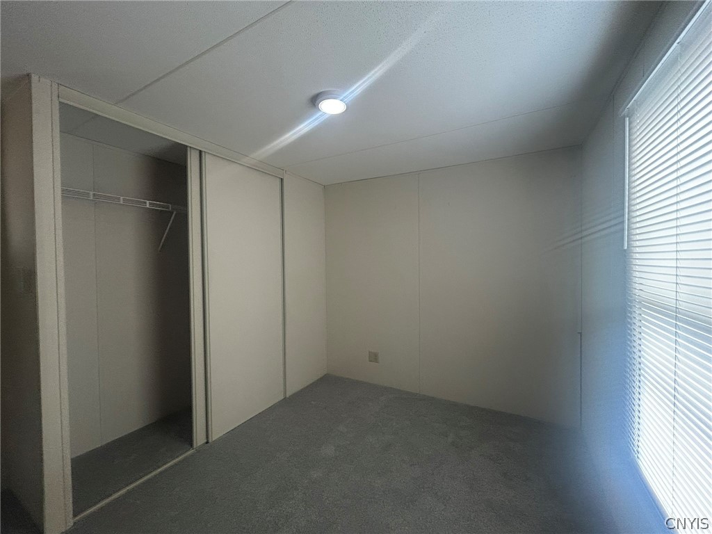 239 Colonial Circle Utica, NY 13502 - Photo 9 of 16