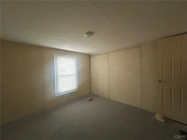 $59,500 | 239 Colonial Circle, Utica, NY 13502