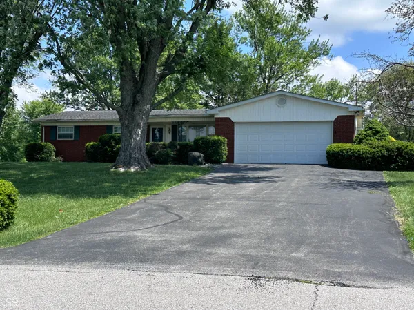 $1 | 8210 North County Road 700 West, Scipio, IN 47273