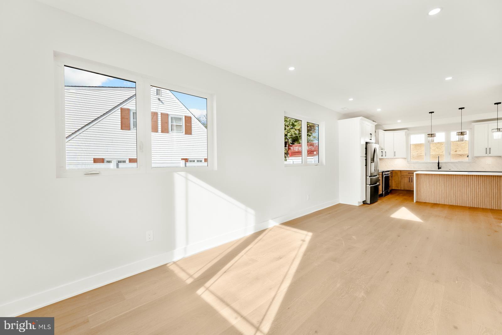 3215 Brookdale Road Philadelphia, PA 19114 - Photo 13 of 47