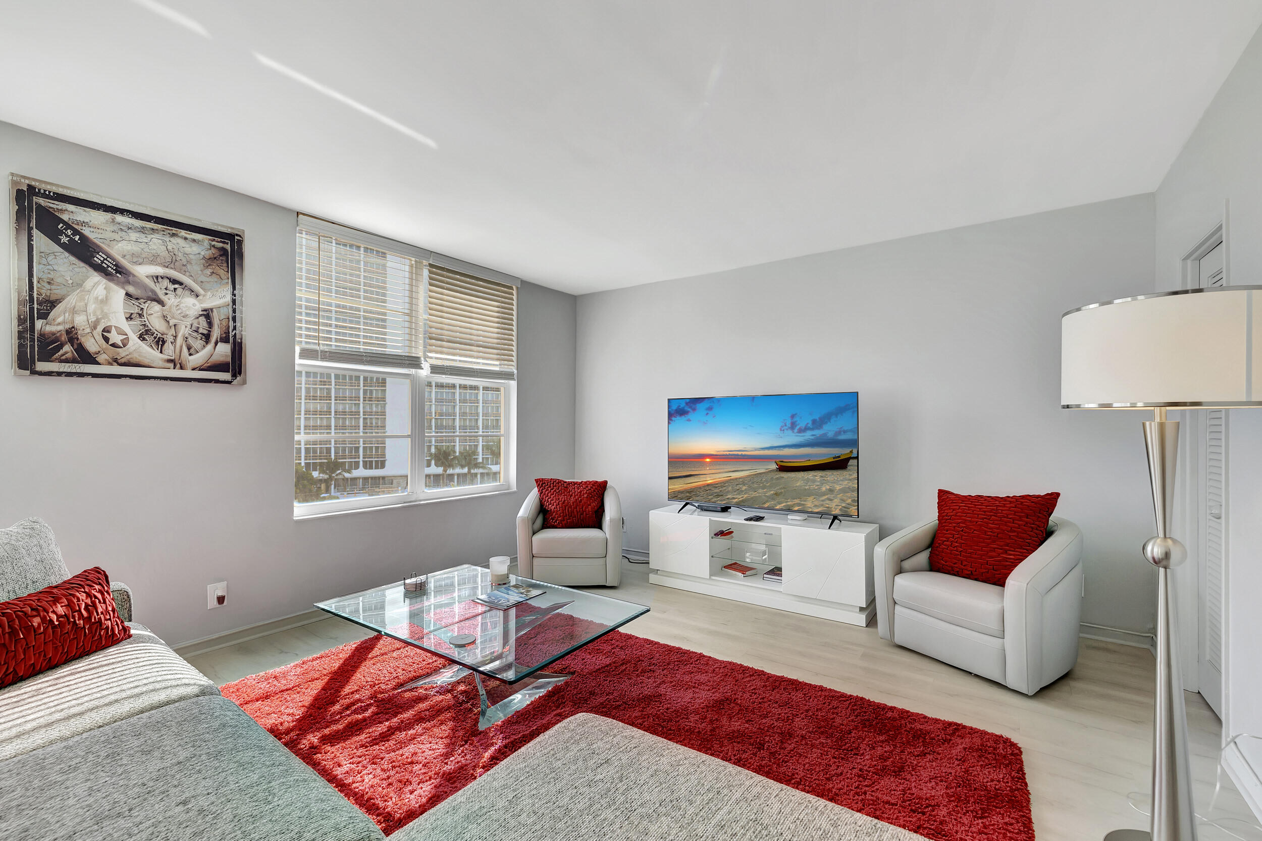 2851 South Ocean Boulevard, Unit 5L Boca Raton, FL 33432 - Photo 8 of 49 Living Room