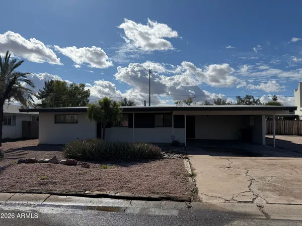 $2,695 | 717 East Granada Drive, Tempe, AZ 85281