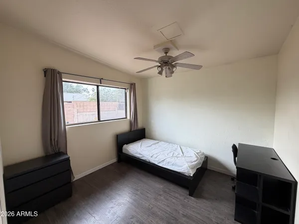 $2,695 | 717 East Granada Drive, Tempe, AZ 85281