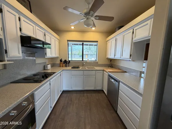 $2,695 | 717 East Granada Drive, Tempe, AZ 85281