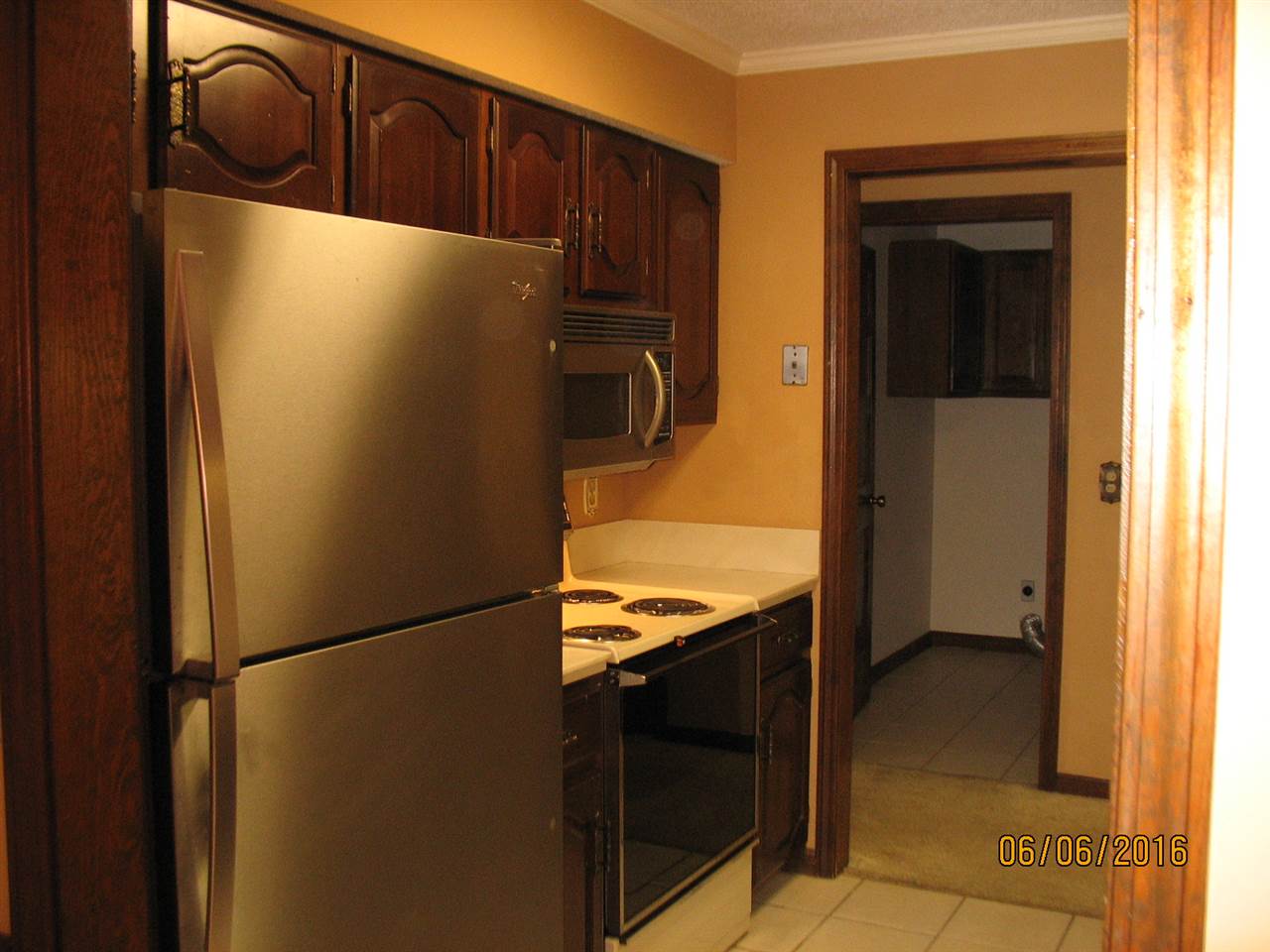 6714 Newburgh Road Evansville, IN 47715 - Photo 12 of 23 Gallery Image 12