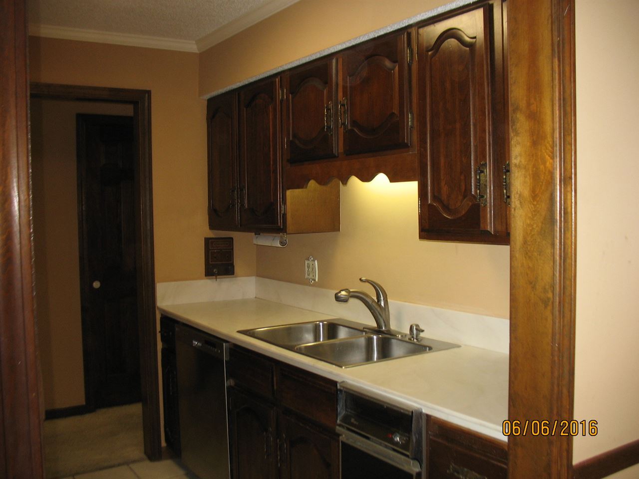 6714 Newburgh Road Evansville, IN 47715 - Photo 13 of 23 Gallery Image 13
