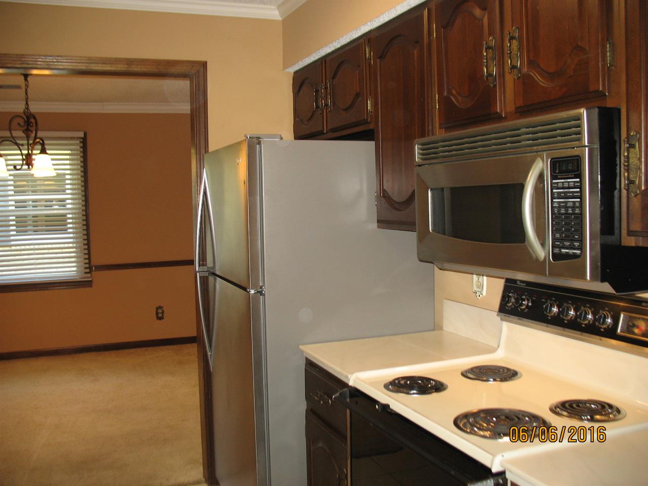 6714 Newburgh Road Evansville, IN 47715 - Photo 14 of 23 Gallery Image 14